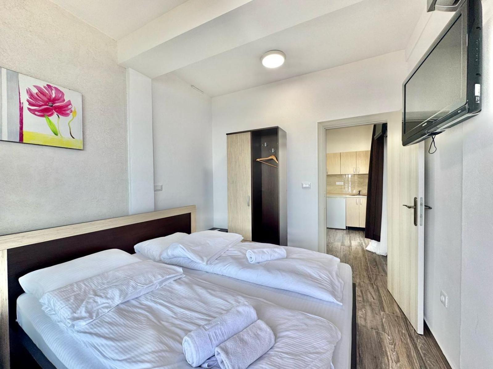 Beachfront Hotel Palma - Jaz Будва Экстерьер фото