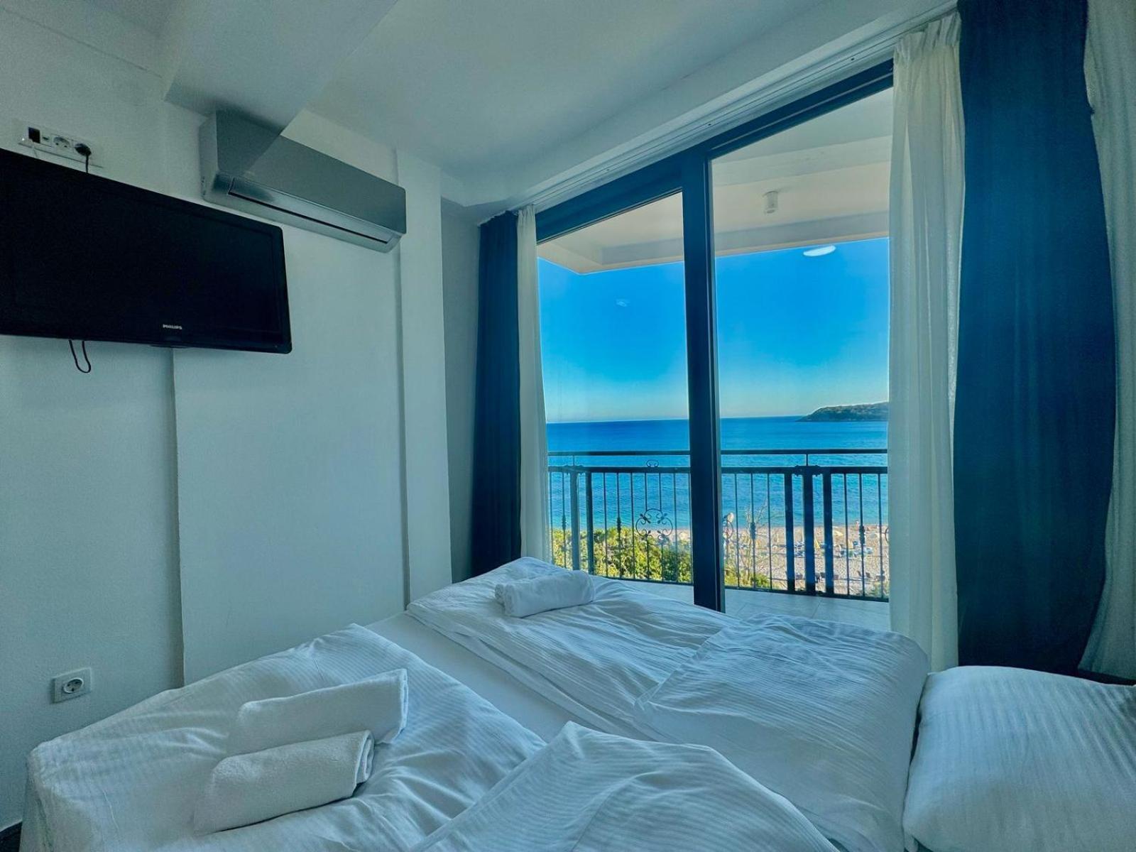 Beachfront Hotel Palma - Jaz Будва Экстерьер фото